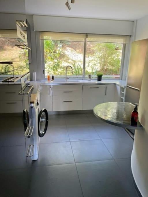 ניס Appartement En Residence Avec Piscine, Cinema מראה חיצוני תמונה